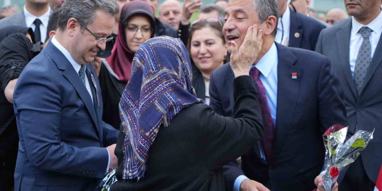 Soma’da 301 Maden Şehidi Mezarları Başında Anıldı