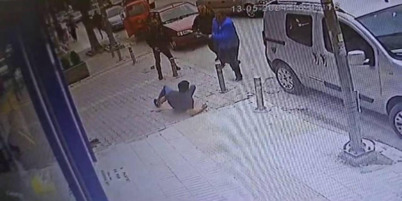 Çorum’da Bıçaklı Sopalı Kavga: 2 Yaralı