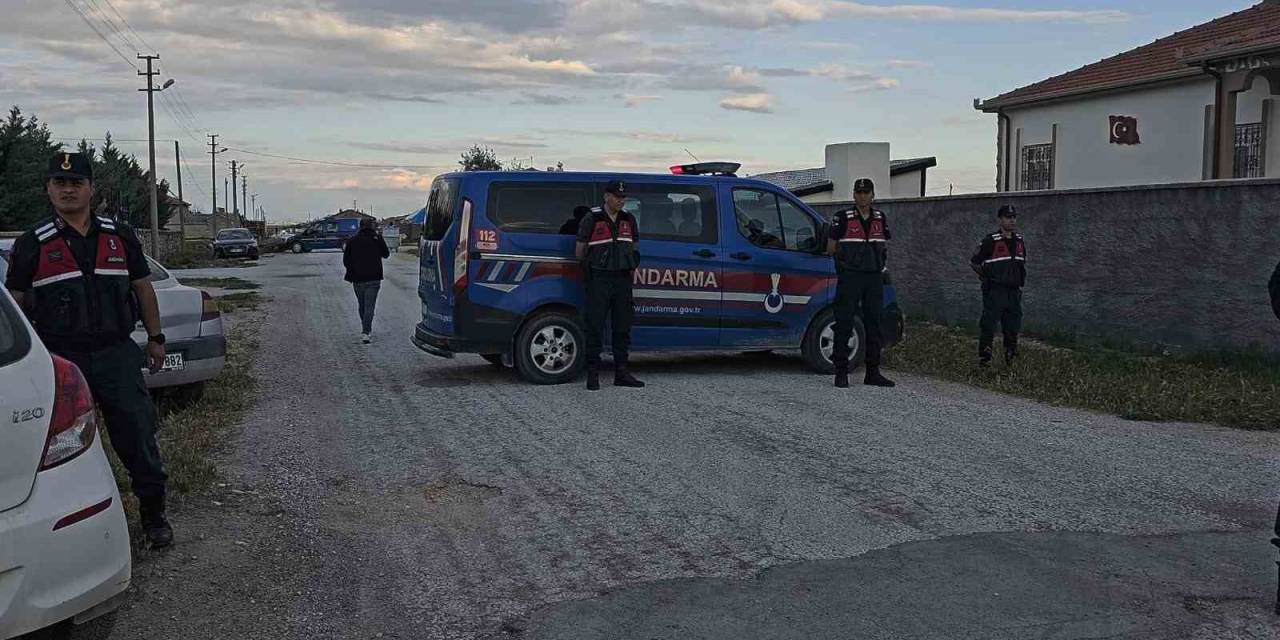 Evi Terk Eden Eşini Almaya Giden Şahıs Kayınpederi Tarafından Öldürüldü