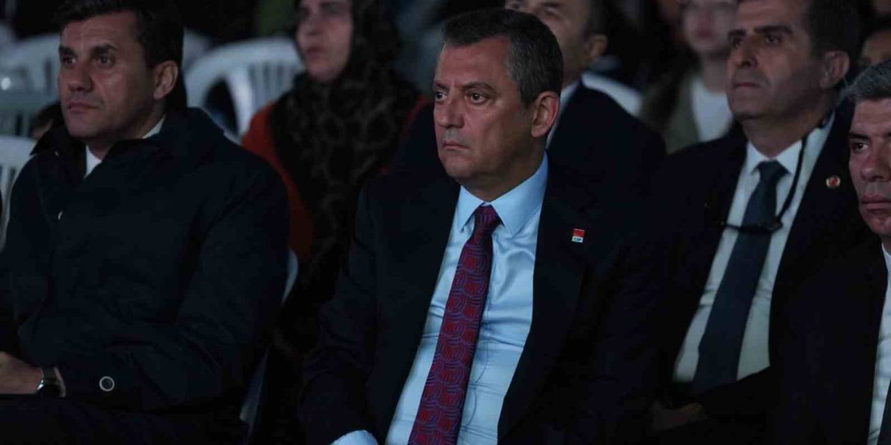 Soma Belgeselinin Gösteriminde Duygu Dolu Anlar Yaşandı