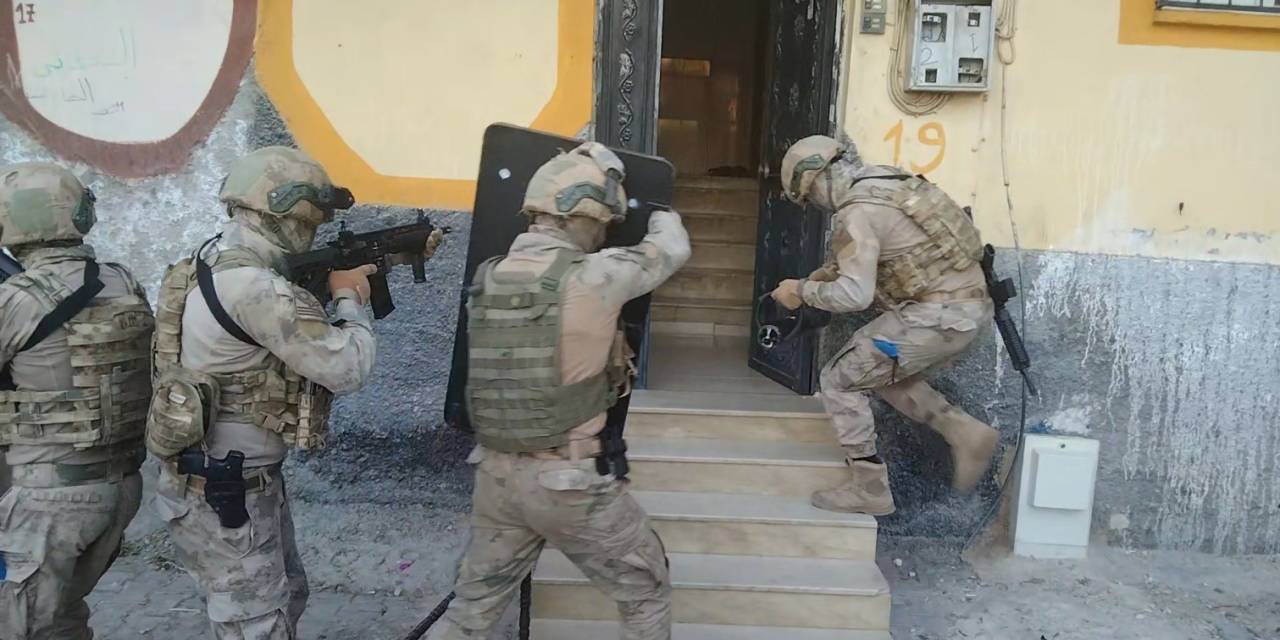 Şanlıurfa Merkezli Deaş Operasyonu: 8 Gözaltı