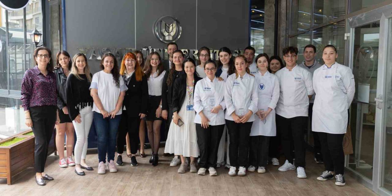 Annesinden Esinlendi, Birinci Oldu