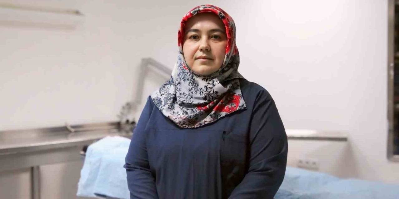 23 Yıldır Mesleğini Aşkla Yapıyor: Azmi İle Yılın Hemşiresi Seçildi