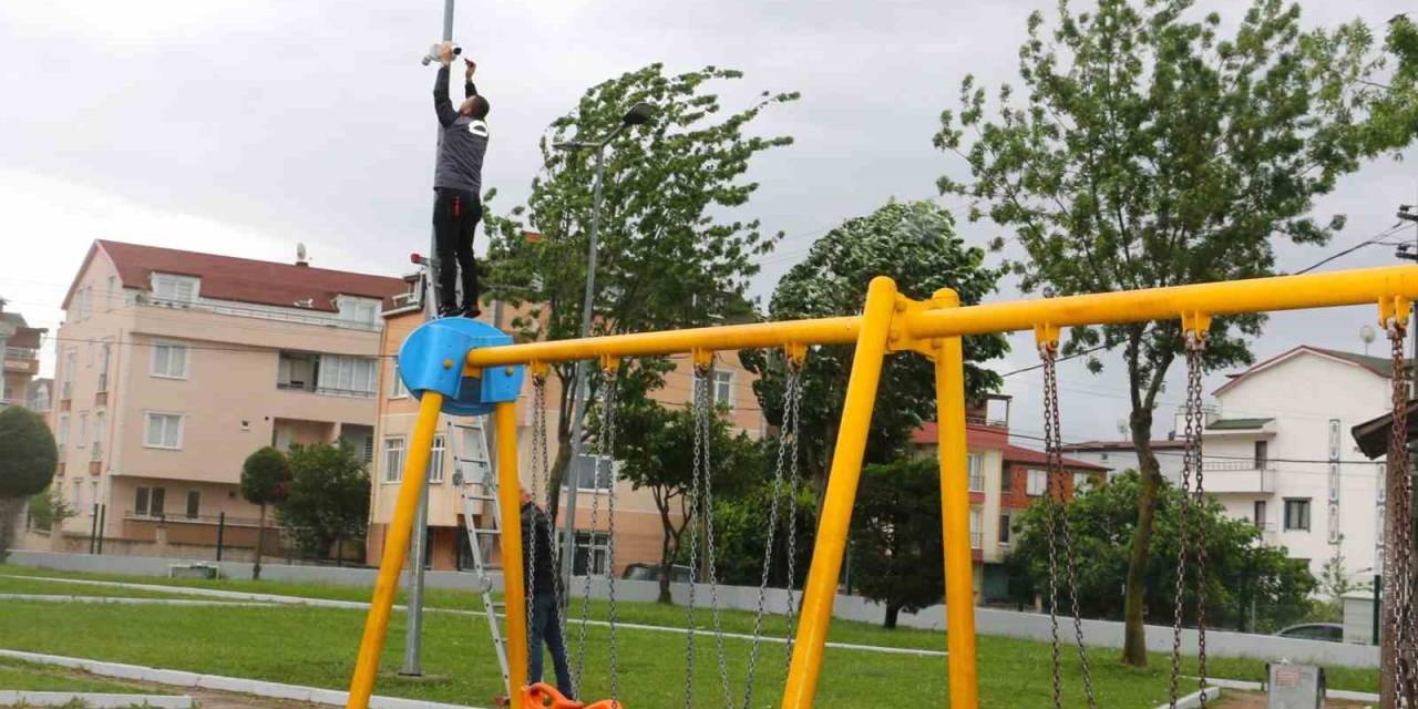 Vatandaşlar, Parkları Güvenlik Kameralarından Canlı İzleyebilecek
