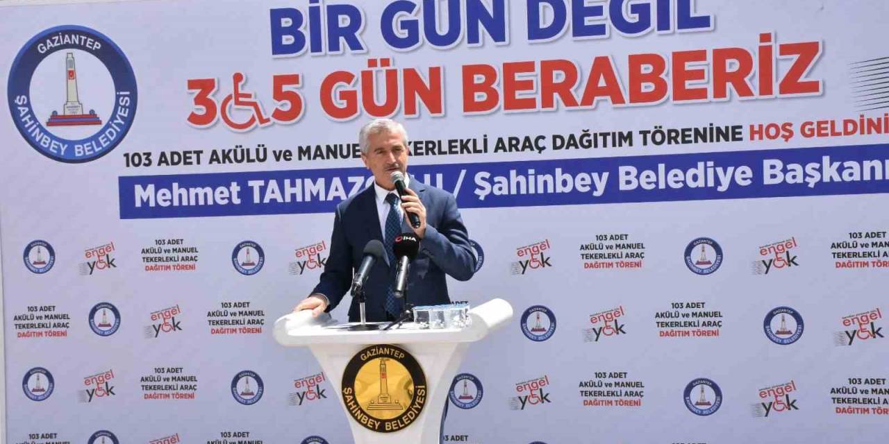 Gaziantep’te 103 Engelliye Akülü Ve Manuel Tekerlekli Sandalye Dağıtıldı