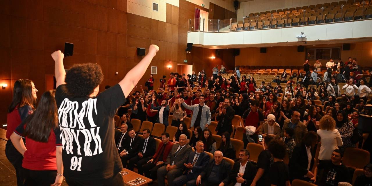 Liseler Arası Münazara Yarışması Sona Erdi