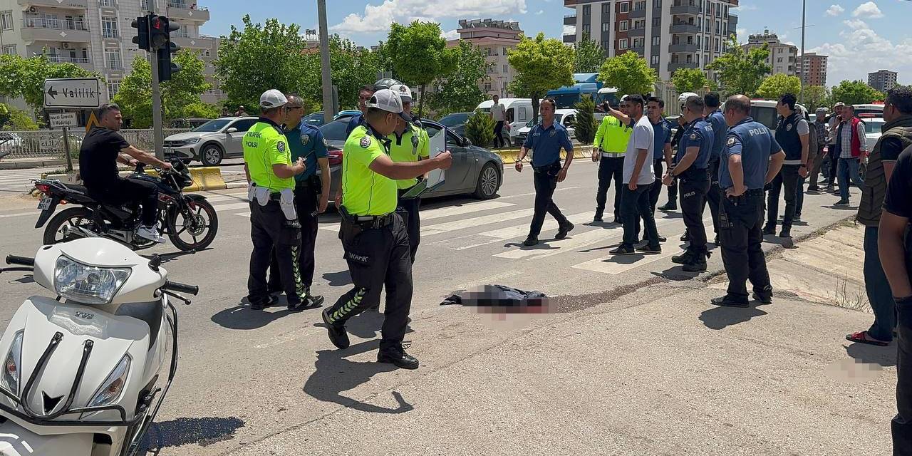 Kilis’te Tır Motosiklete Çarptı: 1 Ölü, 1 Ağır Yaralı