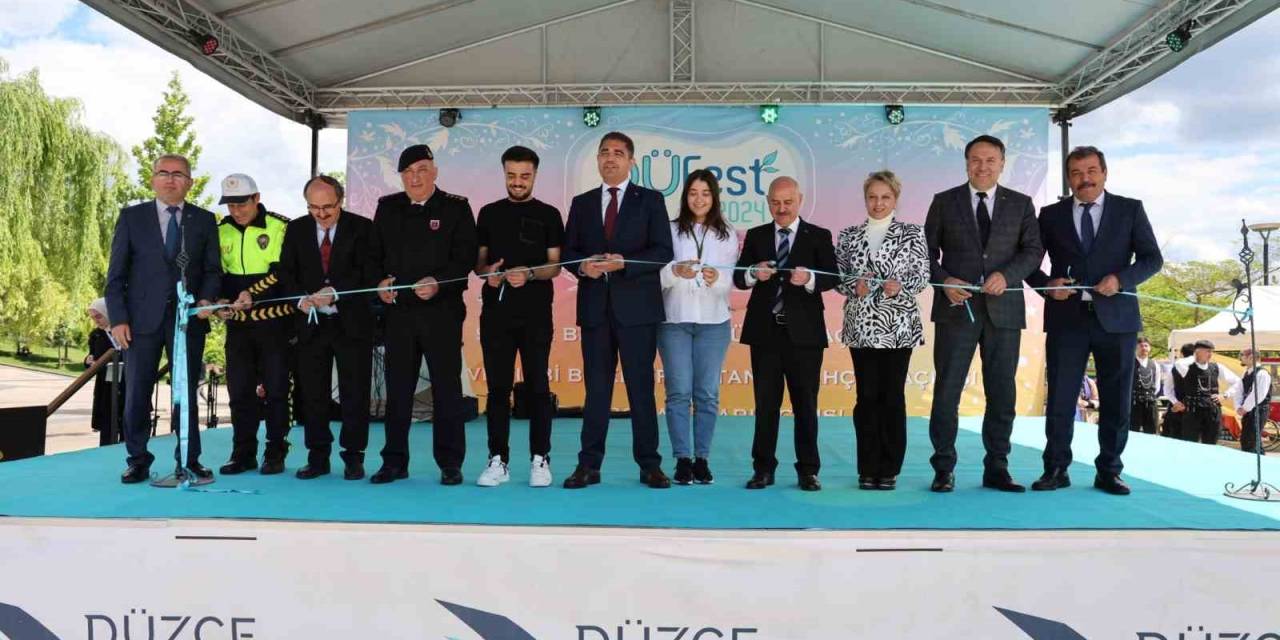 Düfest 2024 Açılış Töreniyle Başladı