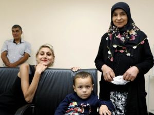 İkiye Bölünen Karaciğer İle Hayata Tutundular