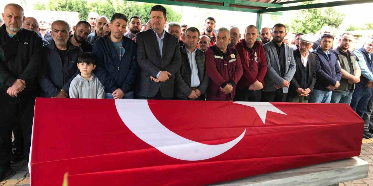 Orman İşletme Müdürlüğü’nde Ait Depodaki Patlamada Hayatını Kaybeden Çalışan Defnedildi