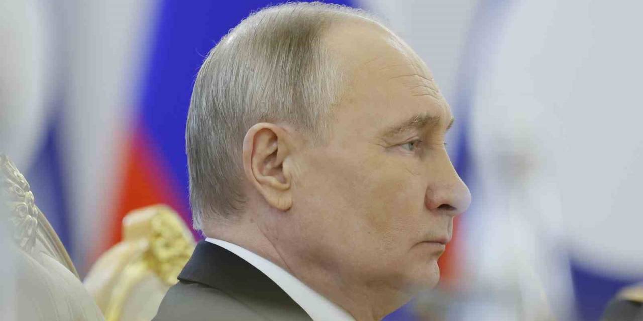 Rusya Devlet Başkanı Putin Yeni Hükümeti Onayladı