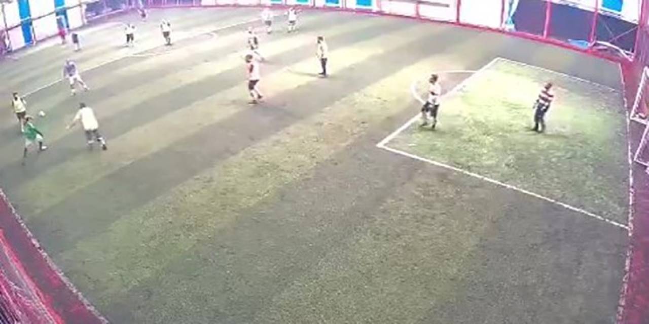 Diz Çöküp Yerlere Yattı, Yediği Golü Böyle Anlattı: “Yılın En İyi Yenilen Golüydü”