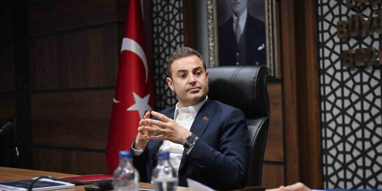 Başkan Ahmet Akın Suda İndirim Sözünü Tuttu