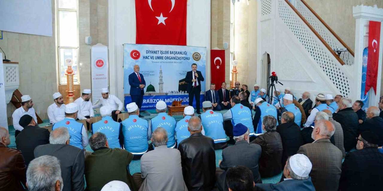 Trabzonlu Hacılar Kutsal Topraklara Uğurlanıyor