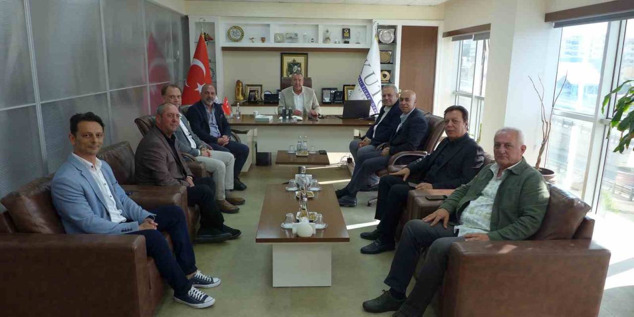 Başkan Akdoğan, İzmir’den Gelen Misafirlerini Ağırladı