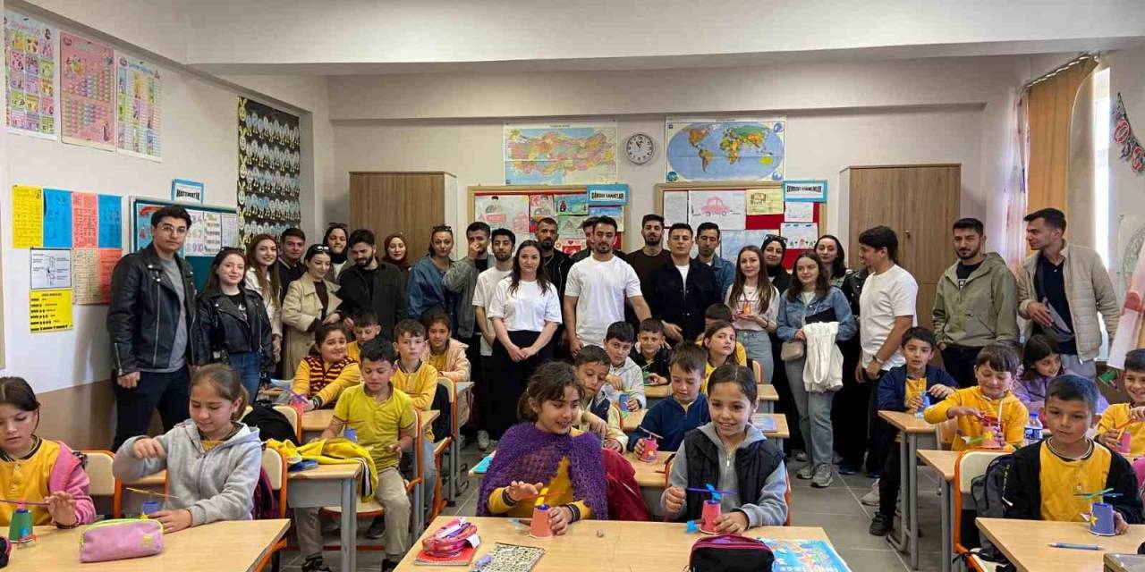 Öğrenciler Geleceğin Havacılarıyla Buluştu, Unutulmaz Bir Gün Yaşadı