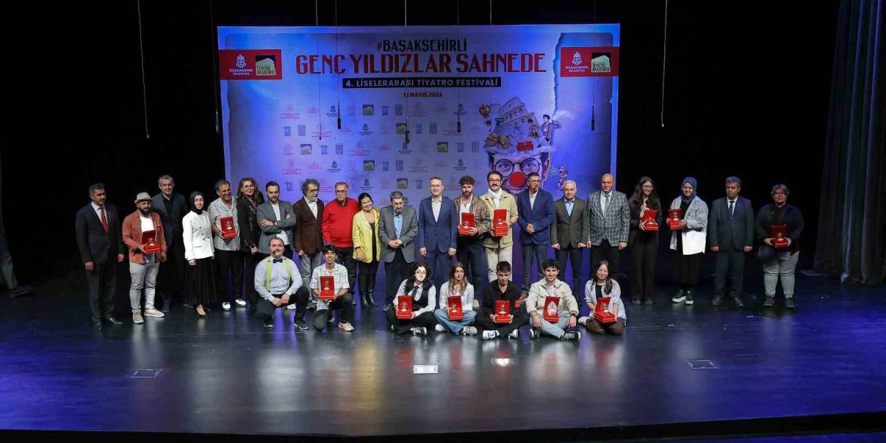 Başakşehir Liseler Arası Tiyatro Festivali’nde Final Heyecanı