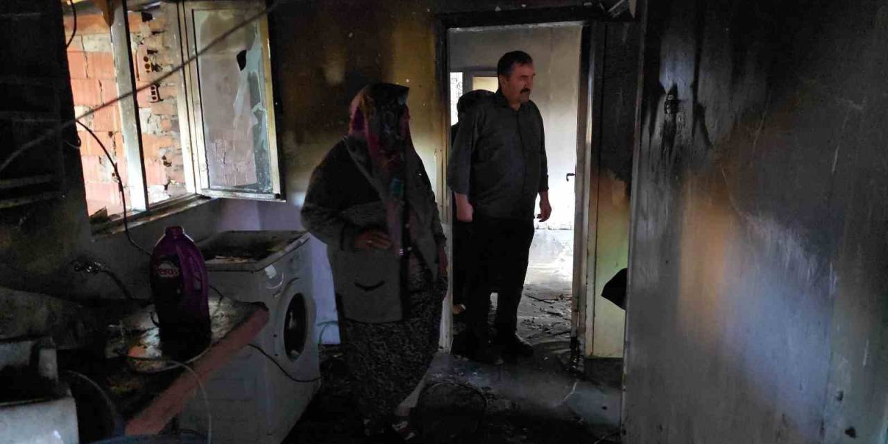 Tadilat Yaptırdığı Evde Çıkan Yangın Hasara Yol Açtı