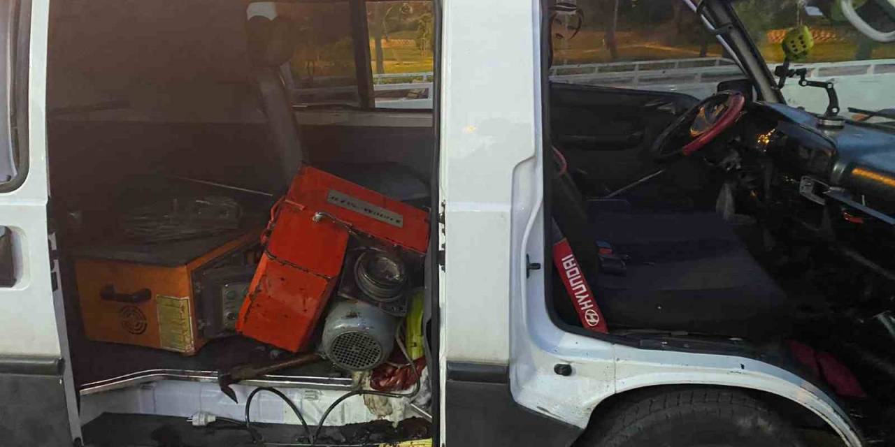 Esenler’de Nefes Kesen Kovalamaca: İşyeri Ve Otodan Hırsızlık Yapan Şahıs Yakalandı