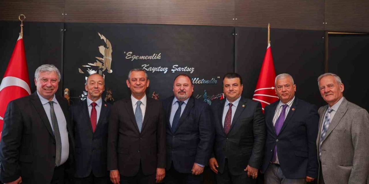 Balkan Rumeli Türkleri Konfederasyonu Özgür Özel’den Balkanlar’a Dair Faaliyetlerde Destek Sözü Aldı