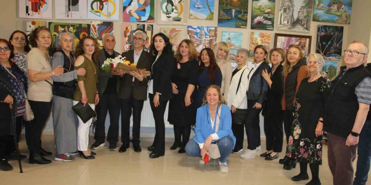 ‘Her Renk Zenginliğimizdir’ Resim Sergisi Kartal’da Sanatseverlerle Buluştu