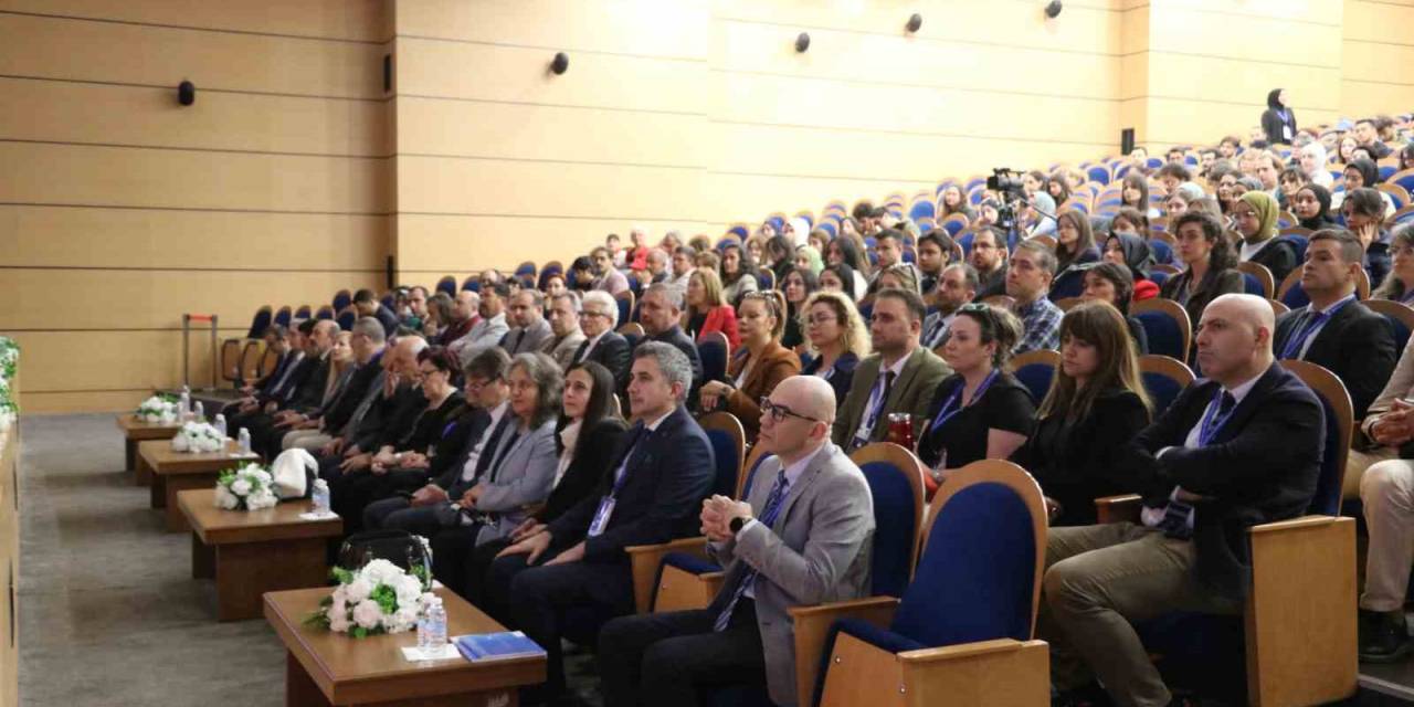 Turan; “Bugün Rus Milliyetçiliğinin Gelecek Sevdası Yeniden Bir Bizans Olmaktır”