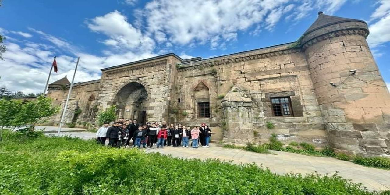 Bitlis’te ‘İlimizi Tanıyalım’ Projesi