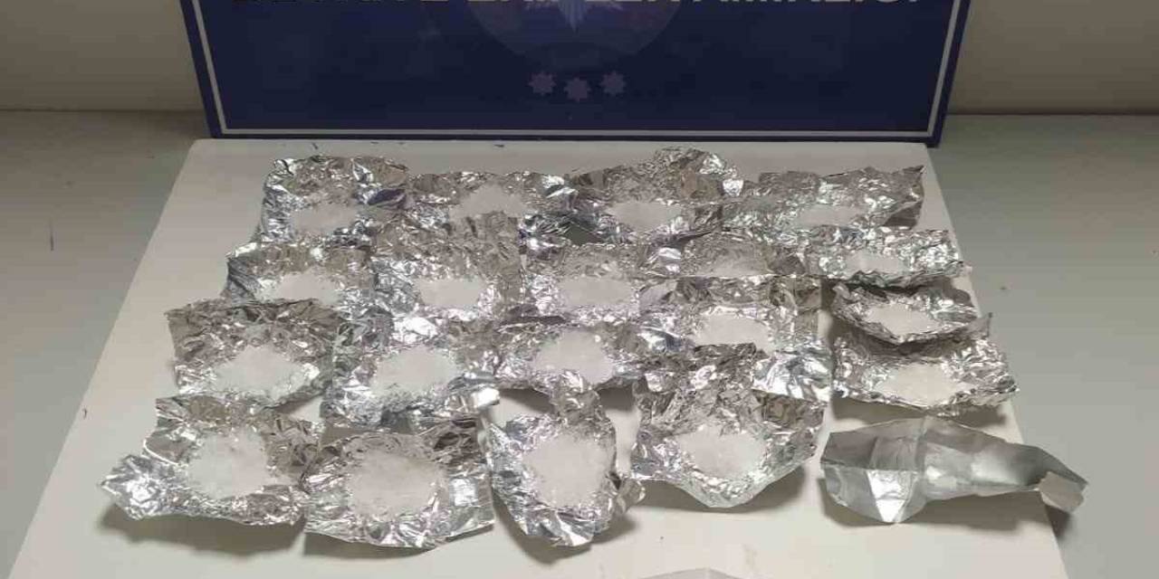 Aracında Ve Üzerinde Uyuşturucu Ele Geçirilen Şüpheli Tutuklandı