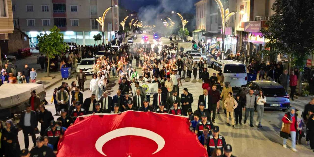 Alaca’da "Gençlerden Gençlere Hoş Bir Seda" Etkinliği Düzenlendi