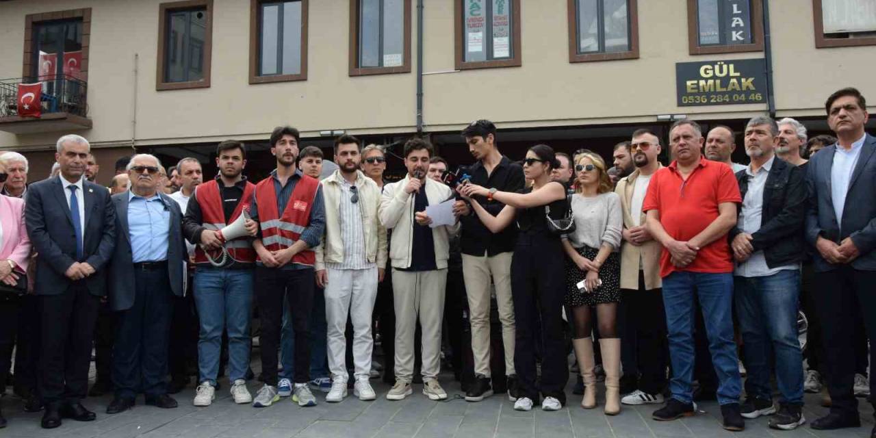 Balıkesir’de Gençler Ata Emre Akman İçin Toplandı