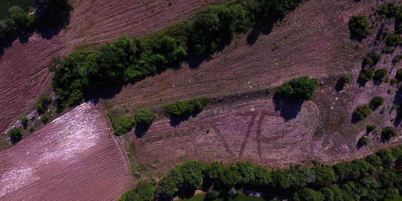 Tarlasına ‘Gazze’ Yazdı