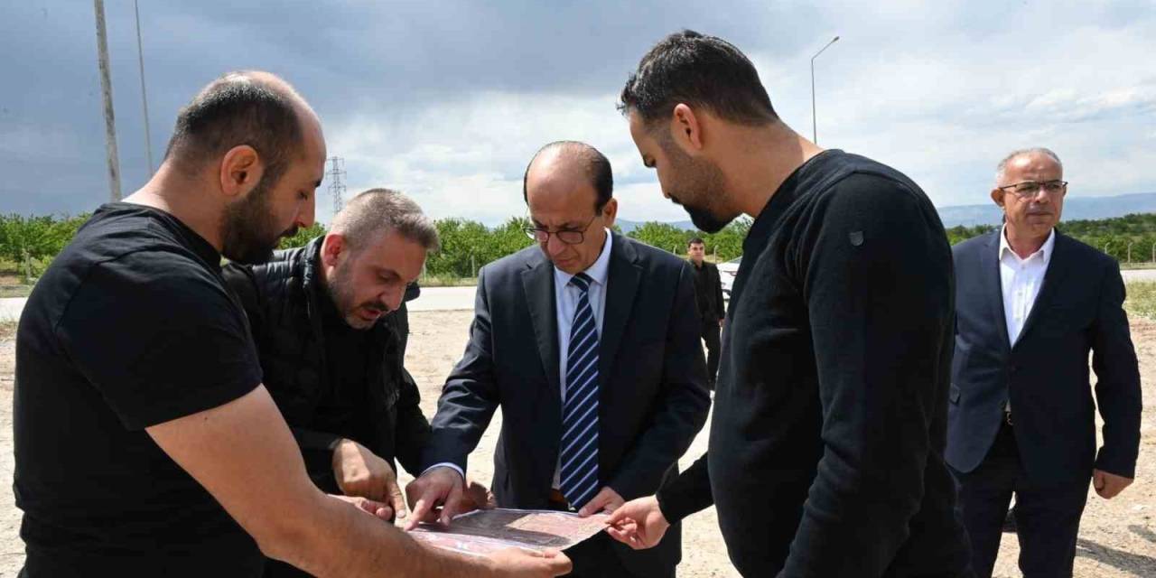 Yaka İle Dilek Mahalleleri Arasındaki Ulaşım Rahatlatılıyor