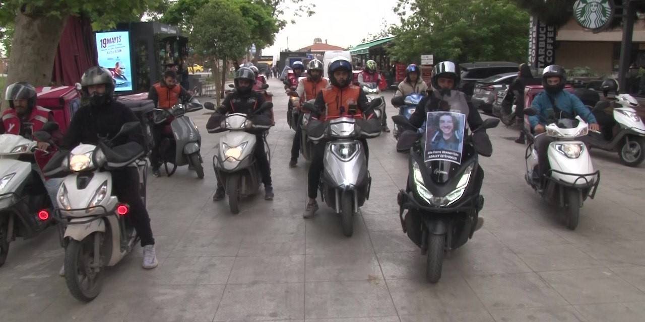 Kadıköy’de Motokuryeler ’ata Emre’ İçin Kornaya Bastı