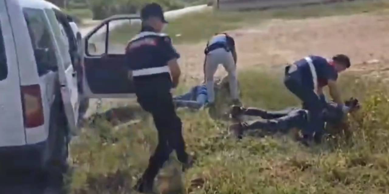 Antalya’da Ruhsatsız Tabanca Operasyonu: 3 Gözaltı