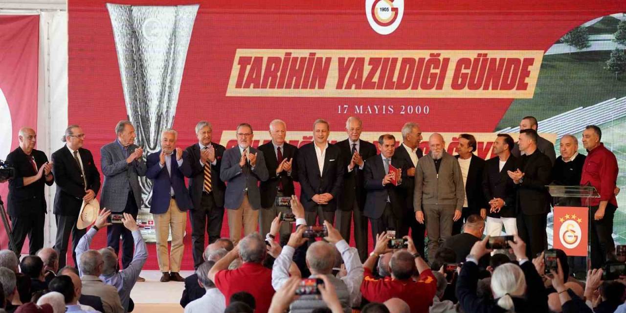 Galatasaray Camiası, Uefa Kupası’nın Yıl Dönümünde Kemerburgaz Metin Oktay Tesisleri’nde Buluştu
