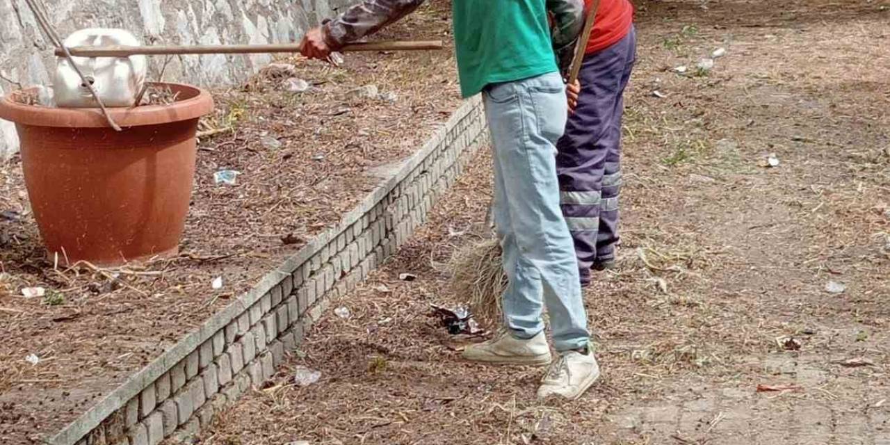 Tabakhane Deresi’nin Çevresi Temizleniyor