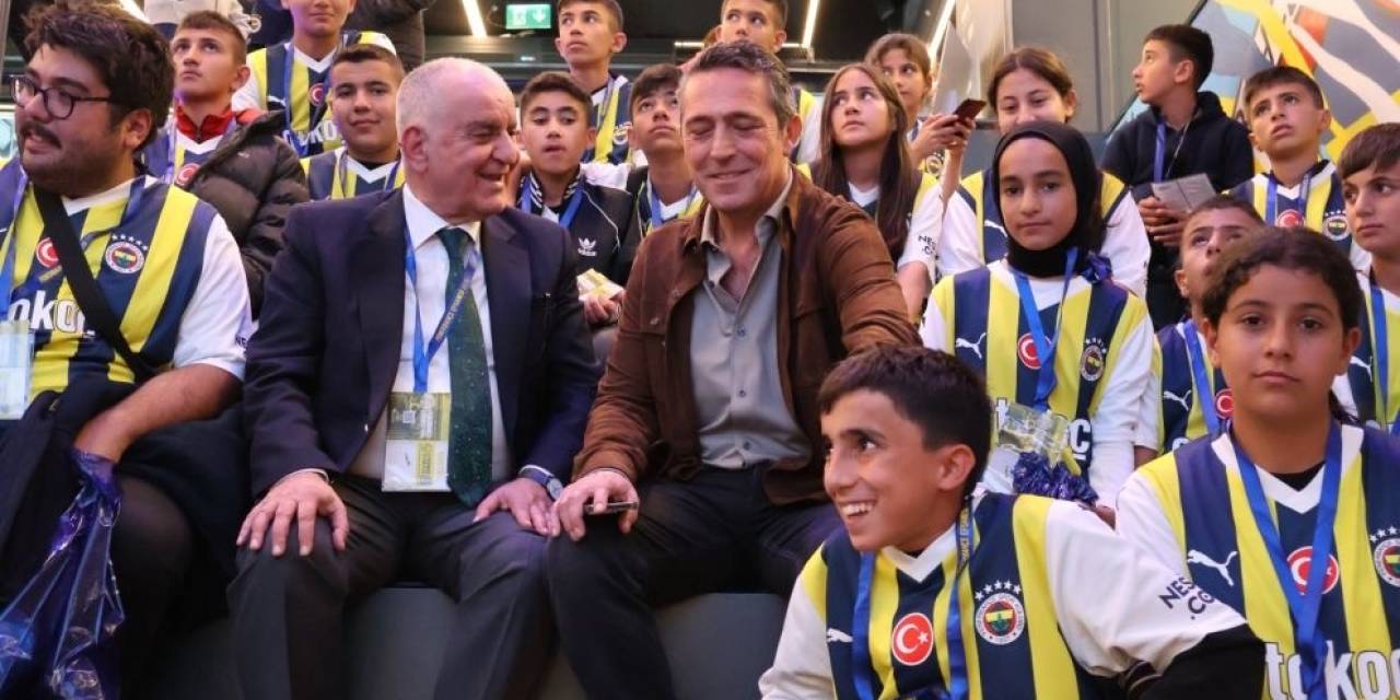 Malatyalı Depremzede Çocuklara Fenerbahçe Başkanı Ali Koç’tan Sürpriz