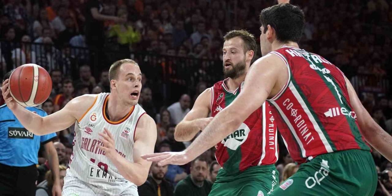 Türkiye Sigorta Basketbol Süper Ligi: Galatasaray: 90 - P. Karşıyaka: 87