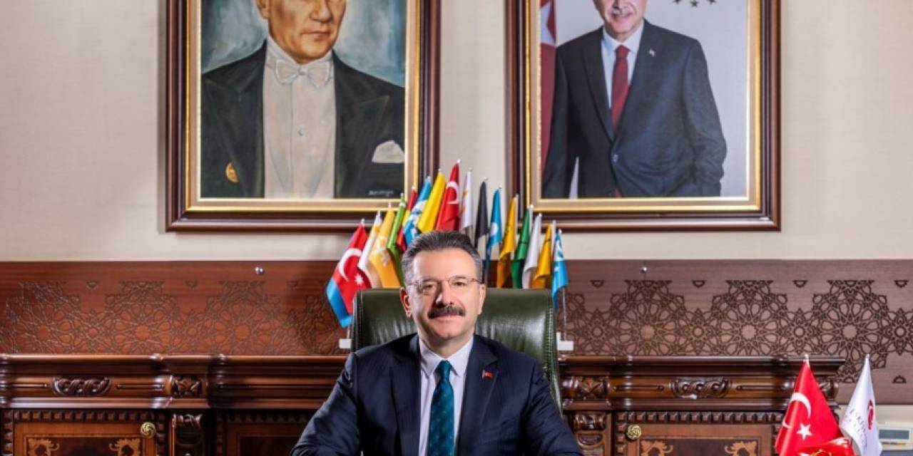 Eskişehir Valisi Hüseyin Aksoy, 19 Mayıs Atatürk’ü Anma, Gençlik Ve Spor Bayramı’nda Gençlere Hitap Etti