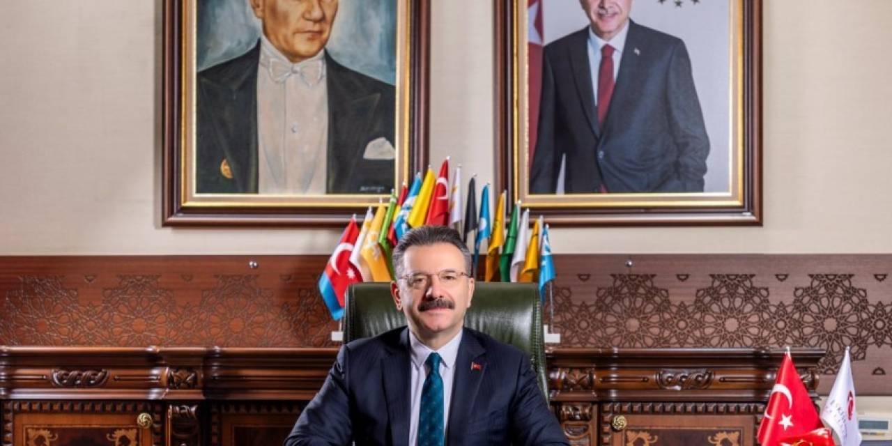 Eskişehir Valisi Hüseyin Aksoy, 19 Mayıs Atatürk’ü Anma, Gençlik Ve Spor Bayramı’nda Gençlere Hitap Etti