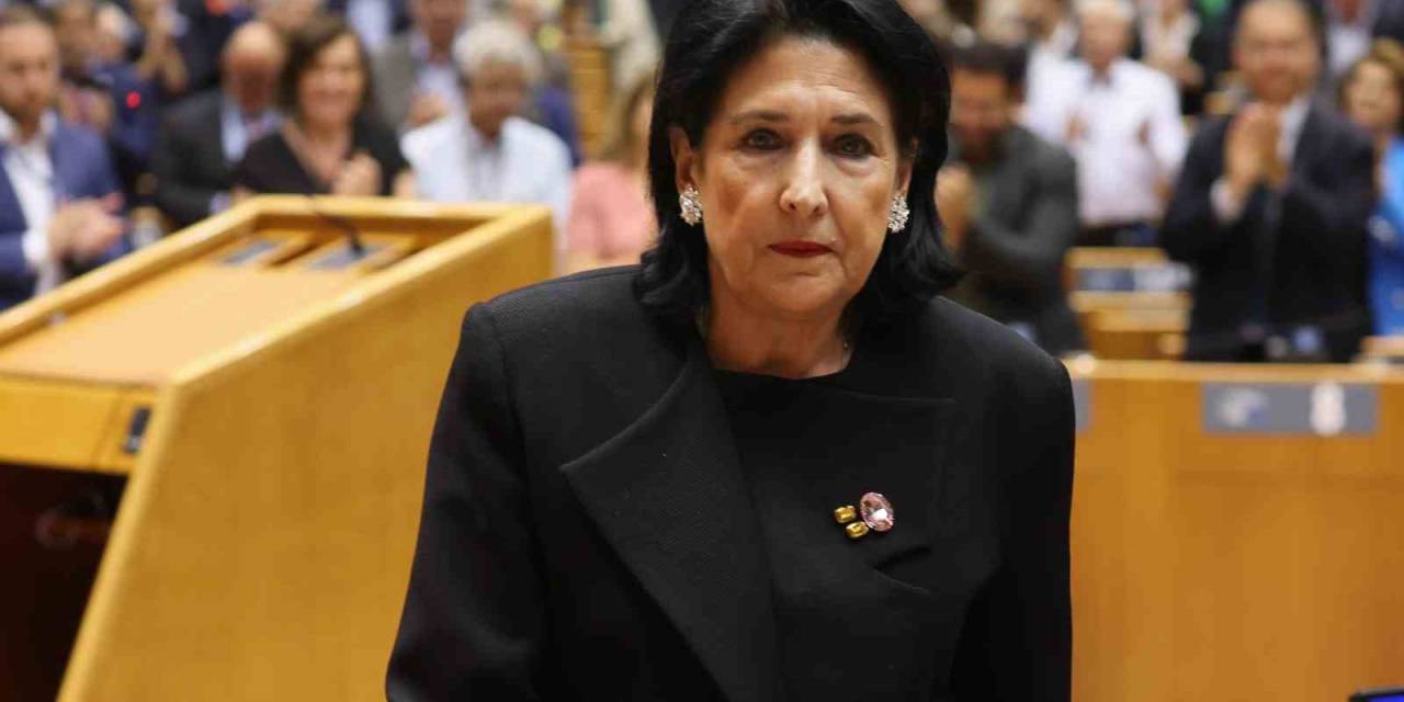 Cumhurbaşkanı Zurabişvili’den “Yabancı Etkinin Şeffaflığı” Yasasına Veto