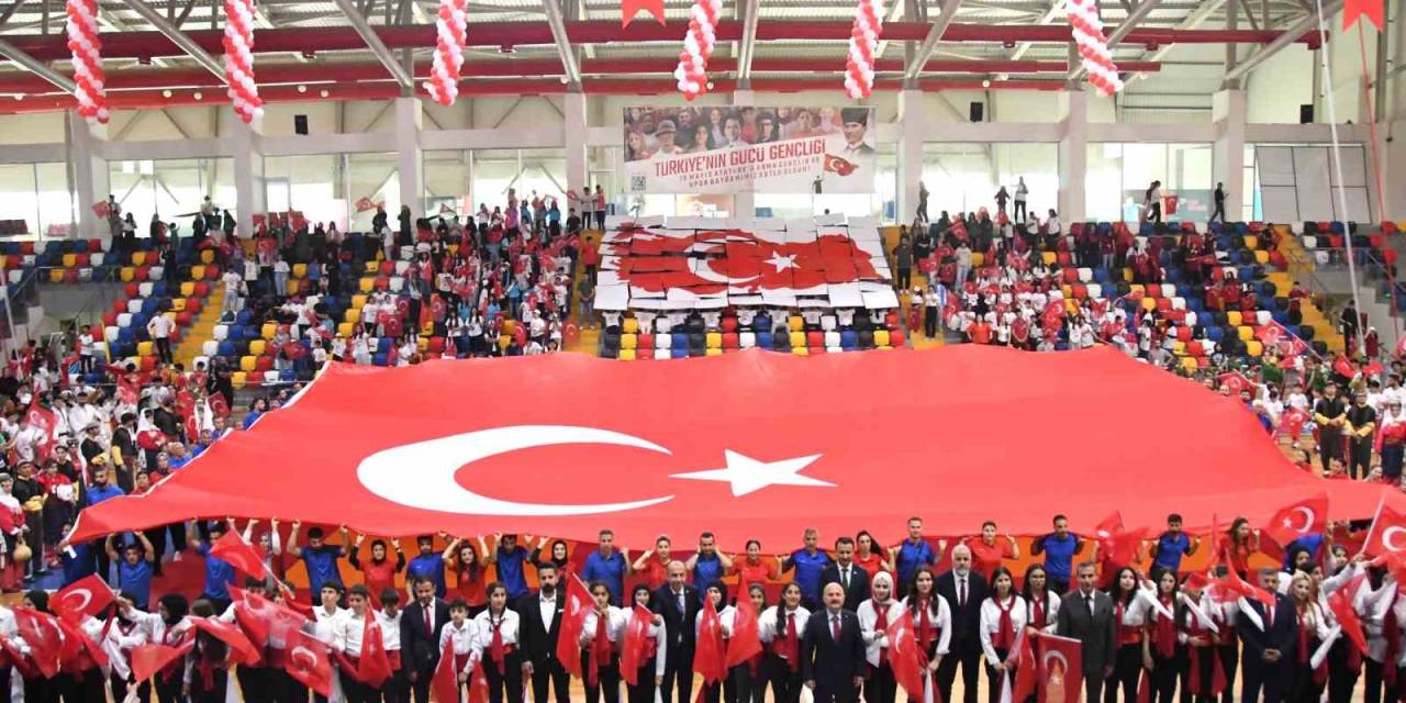 Adıyaman’da 19 Mayıs Coşkuyla Kutlandı