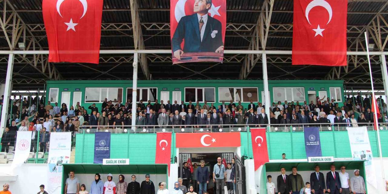 Bingöl’de 19 Mayıs Coşkuyla Kutlandı