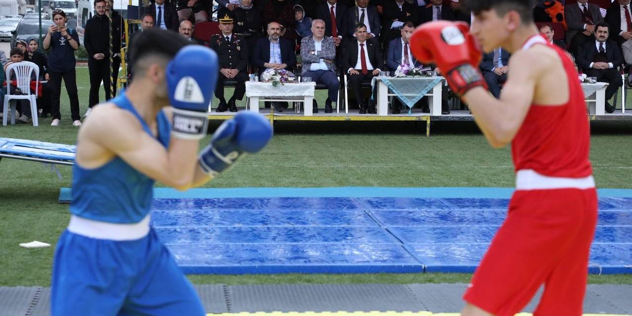 Bayburt’ta 19 Mayıs Atatürk’ü Anma Gençlik Ve Spor Bayramı Etkinliklerle Kutlandı