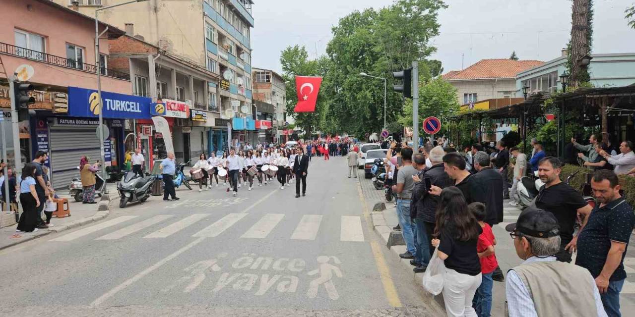 Sındırgı’da 19 Mayıs Coşkusu