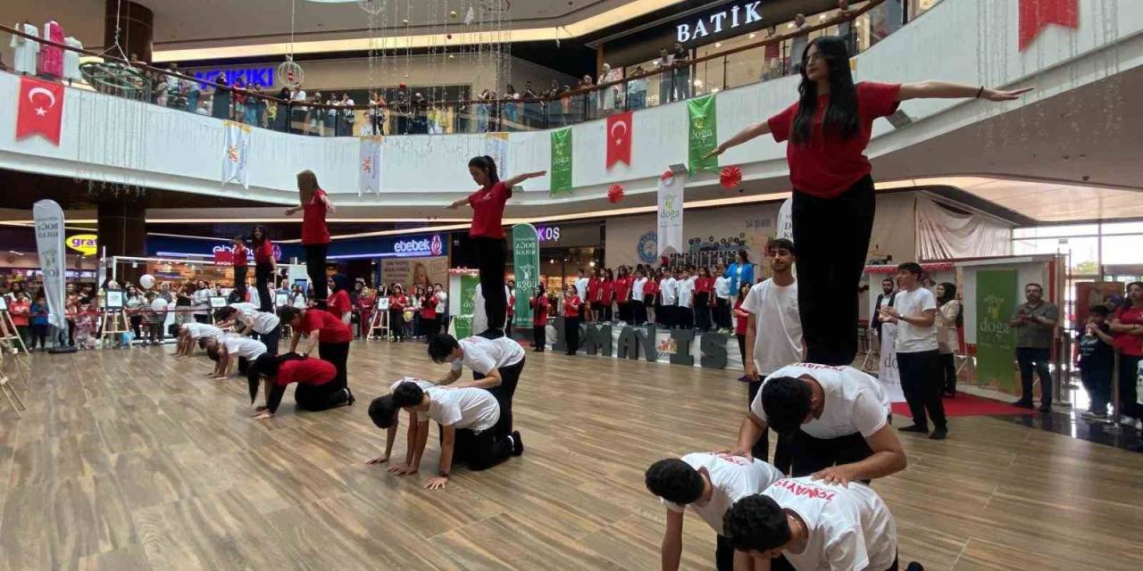 Adıyaman Doğa Koleji’nde 19 Mayıs Coşkusu