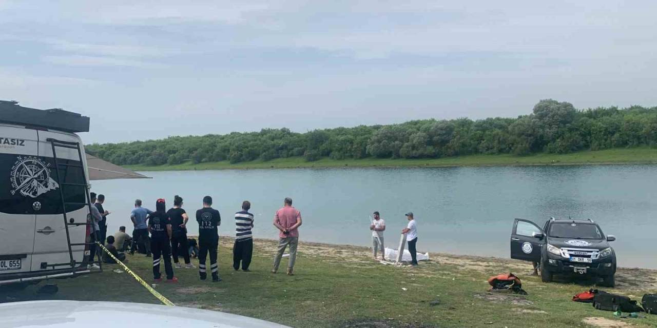 Seyhan Nehri’ne Giren Genç Kayboldu