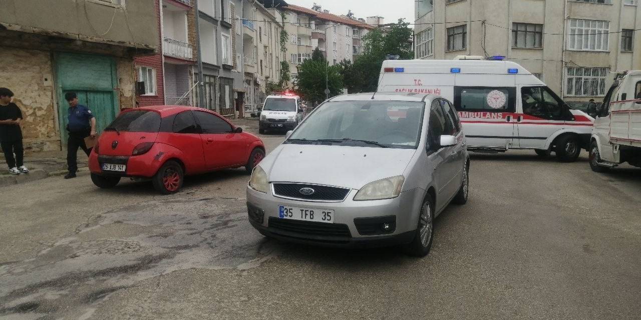Isparta’da İki Otomobil Çarpıştı: 1 Yaralı