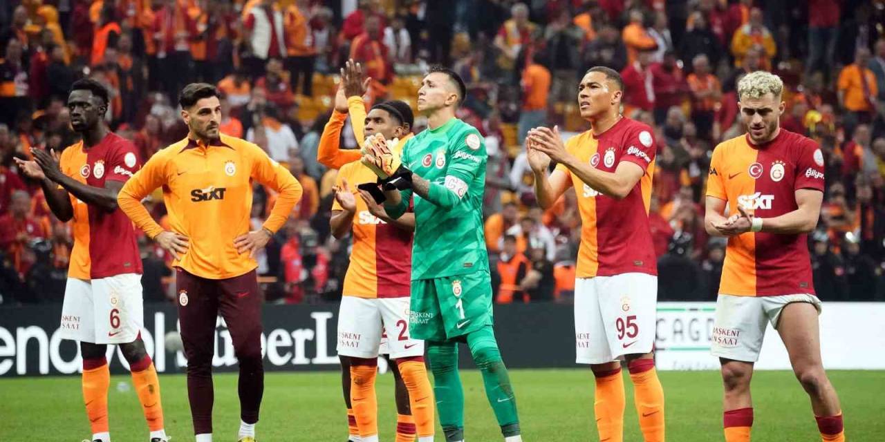 Galatasaray Ligde 24 Maç Sonra Yenildi