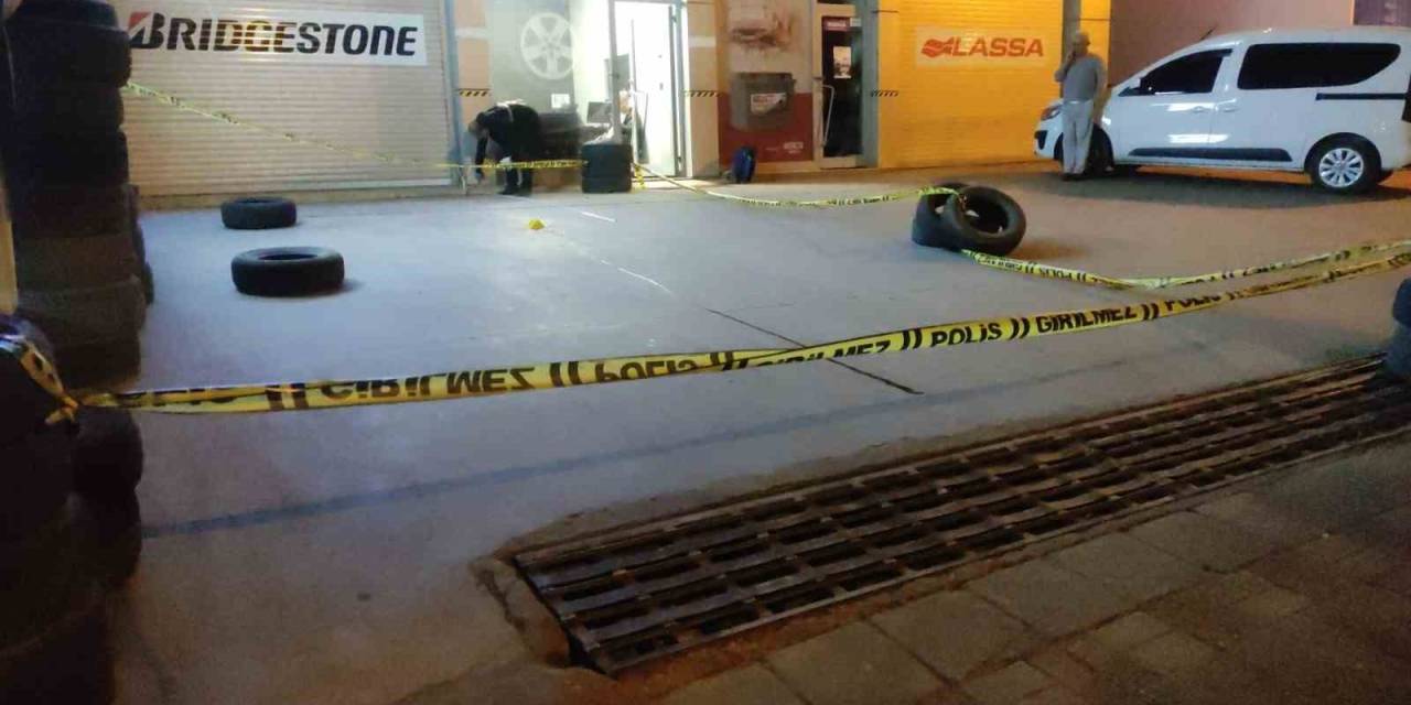 Bursa’da 4. Kattaki Balkondan Düşen Bir Kişi Hayatını Kaybetti